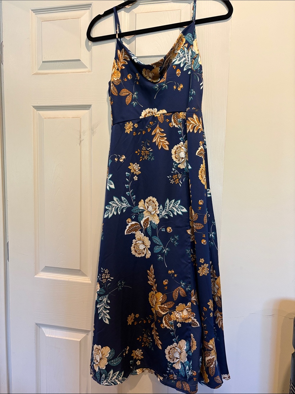 Petal & Pup Size 2 Navy Floral Slip Dress with Gold & Cream Blooms